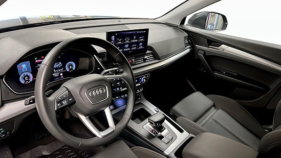 Audi Q5 7 of 24