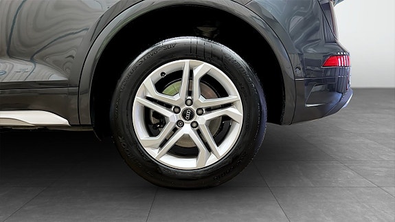 Audi Q5 6 of 24