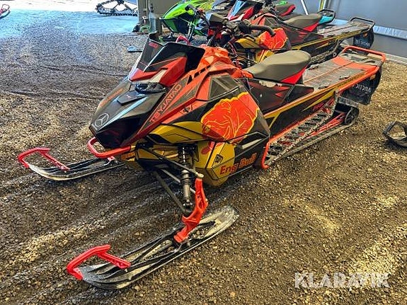 Snöskoter Arctic Cat Riot 600 146"