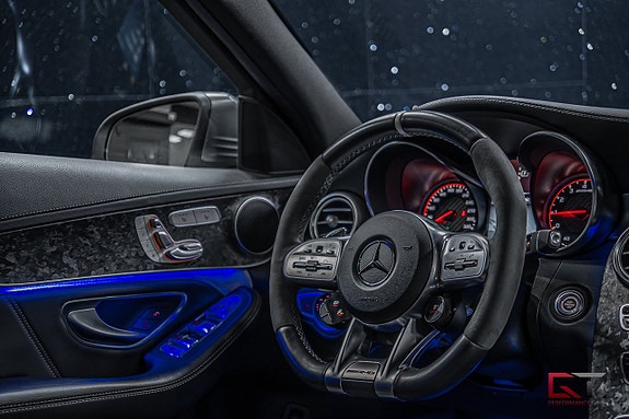 Mercedes-Benz C63 20 of 22