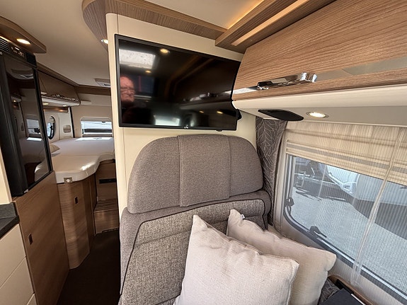 Carthago VAN 640 LE Charming GT 8 of 12