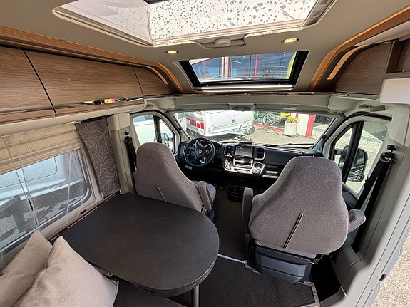 Carthago VAN 640 LE Charming GT 6 of 12