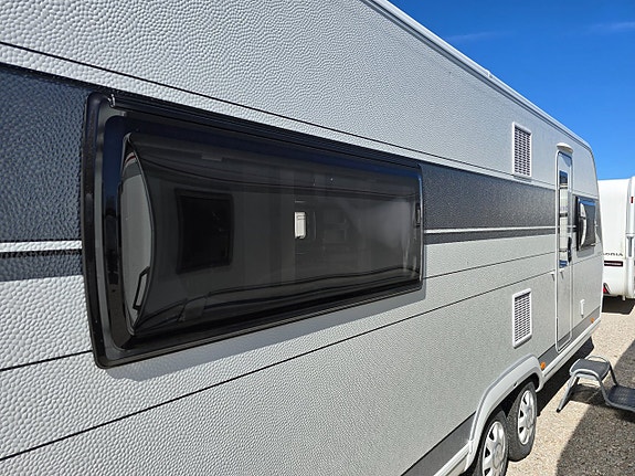 Hobby 720 WQC Prestige *Queensbed *Alde *Ugn *1 ägare 7 of 23
