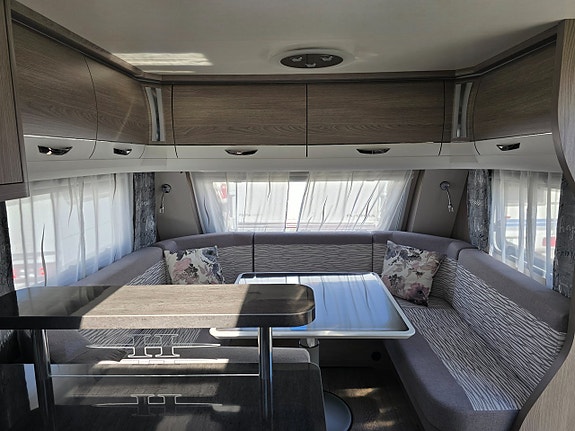 Hobby 720 WQC Prestige *Queensbed *Alde *Ugn *1 ägare 11 of 23
