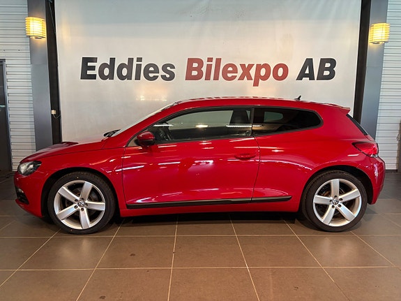 Volkswagen Scirocco 2 of 8