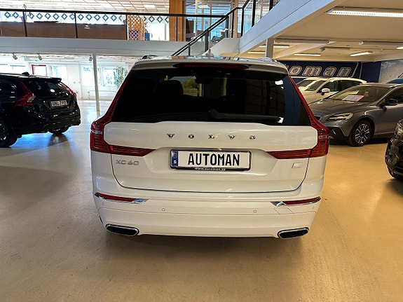 Volvo XC60 9 of 18