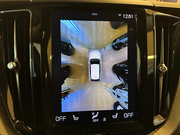 Volvo XC60 12 of 18
