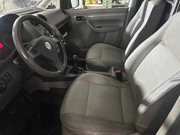 Volkswagen Caddy 6 of 9