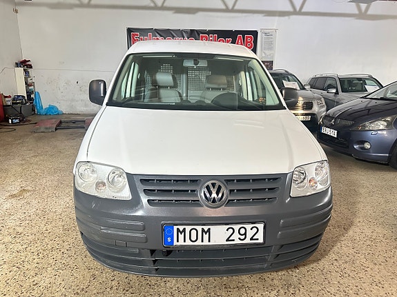Volkswagen Caddy 2 of 5