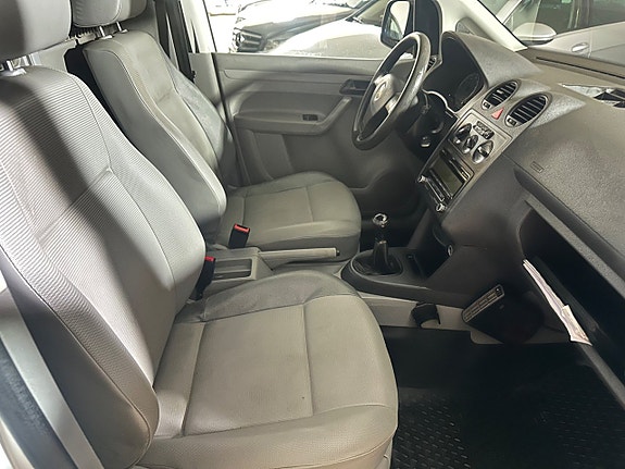 Volkswagen Caddy 7 of 9