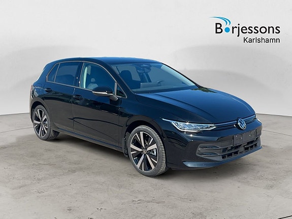 Volkswagen Golf VIII