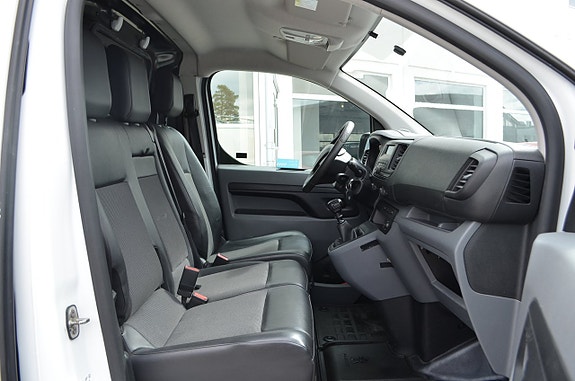 Peugeot Expert 9 of 16