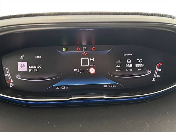 Peugeot 5008 8 of 16