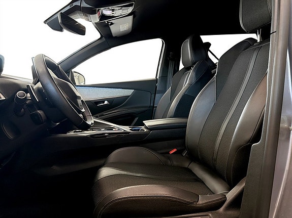 Peugeot 5008 4 of 5