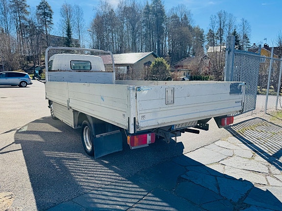 Toyota Dyna 4 of 5