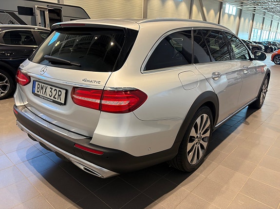 Mercedes-Benz E220 d 8 of 22