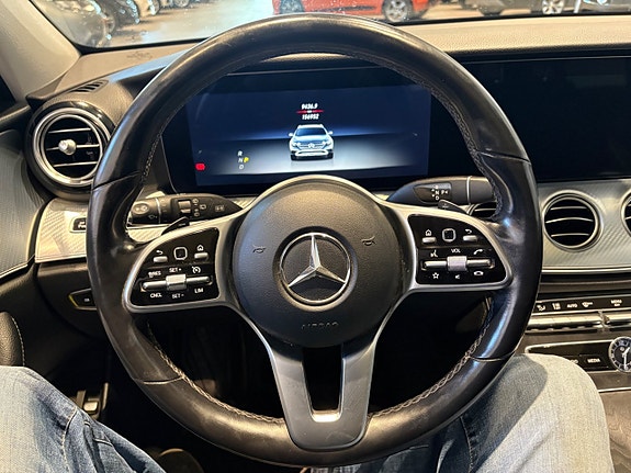 Mercedes-Benz E220 d 13 of 22