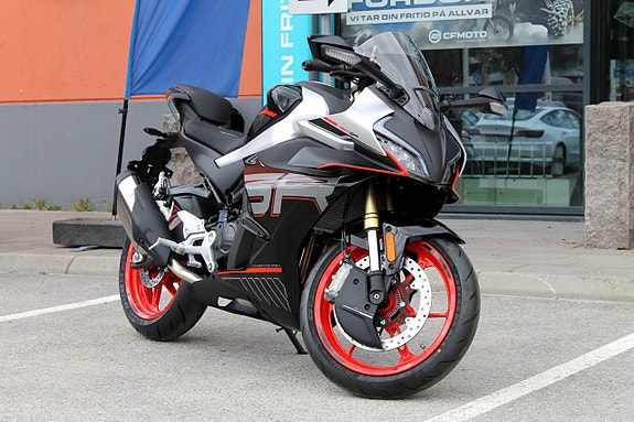 CFMOTO 450SR MC | PARALLELL TWIN 2 of 16