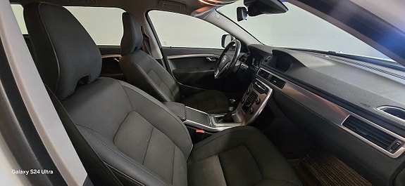 Volvo XC70 6 of 10