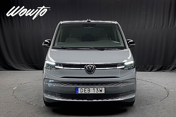 Volkswagen Multivan 2 of 5