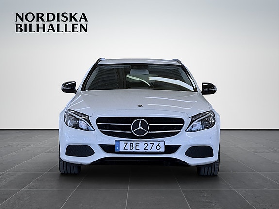 Mercedes-Benz C220 d 2 of 17
