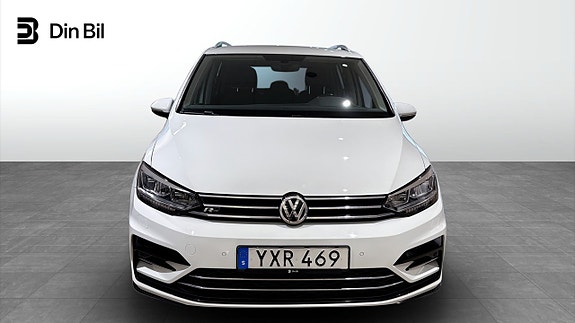 Volkswagen Touran 4 of 5