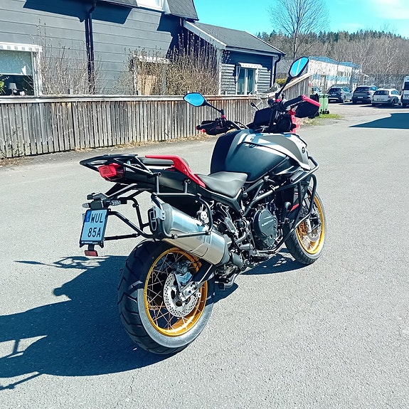 QJ Motor SRT900SX Inkl. väskpaket 4 of 8