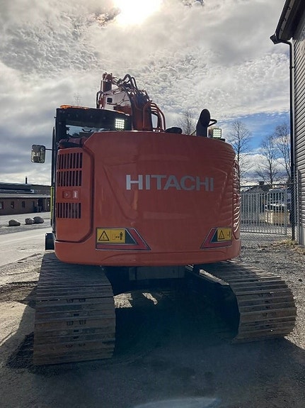 Hitachi ZX 135 US-7 7 of 7