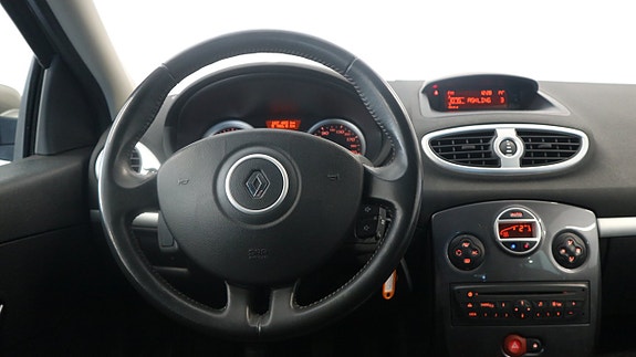 Renault Clio 8 of 19