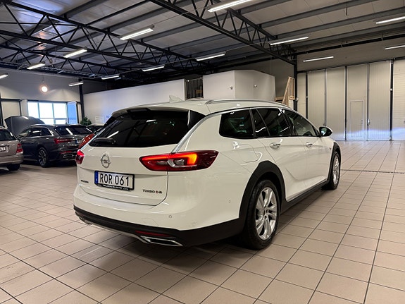 Opel Insignia Country Tourer 11 of 26