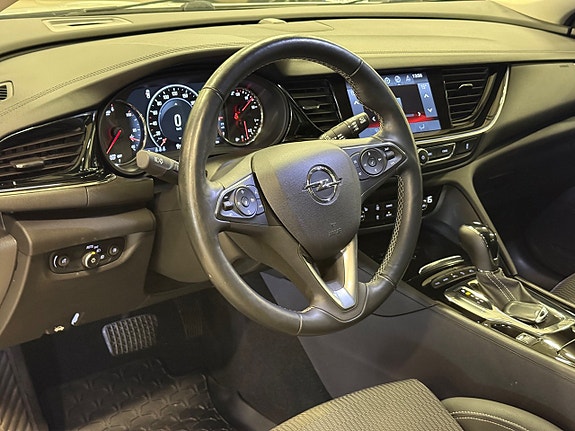 Opel Insignia Country Tourer 12 of 26
