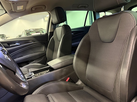 Opel Insignia Country Tourer 14 of 26