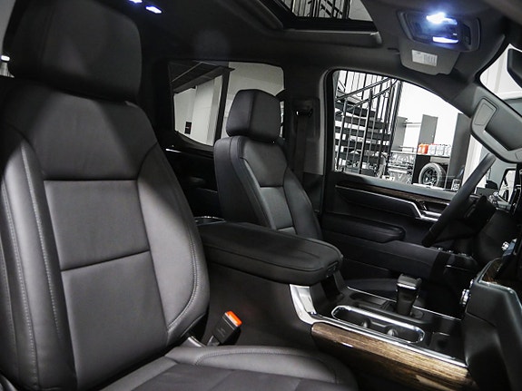 GMC Sierra 11 of 24