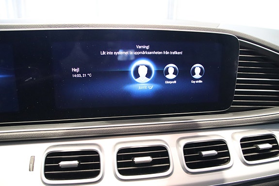 Mercedes-Benz GLE300 d 11 of 25