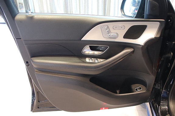Mercedes-Benz GLE300 d 10 of 25