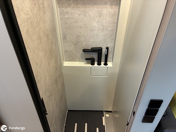Niesmann Arto 78 // 450Ah Lithium, Hydr-ben HY4 17 of 21