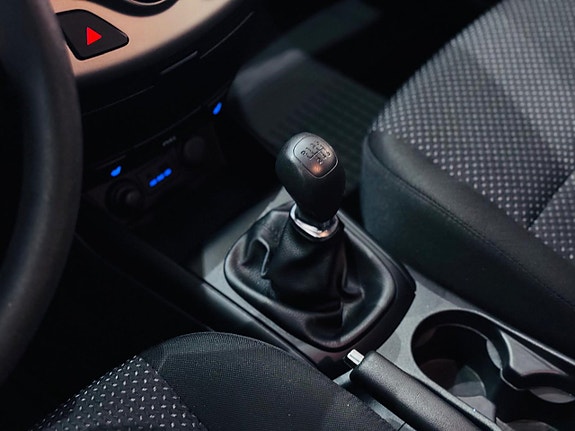 Hyundai i30 10 of 15