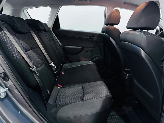 Hyundai i30 7 of 15