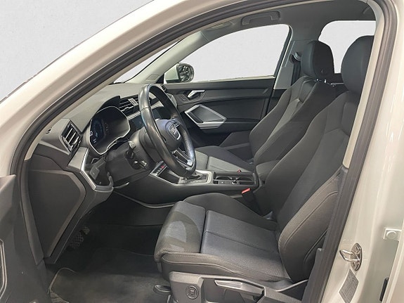 Audi Q3 5 of 5