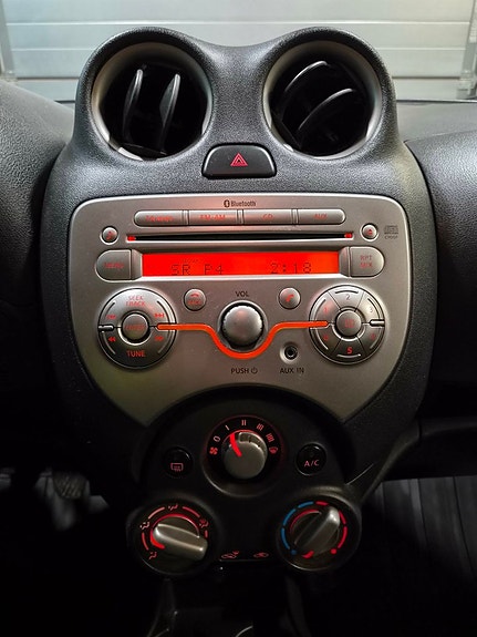 Nissan Micra 11 of 19