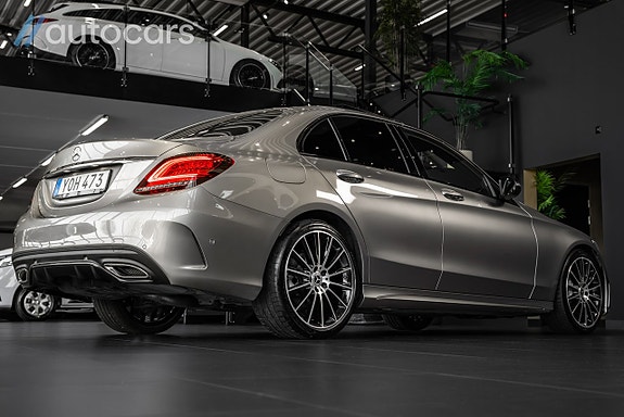 Mercedes-Benz C220 d 3 of 30