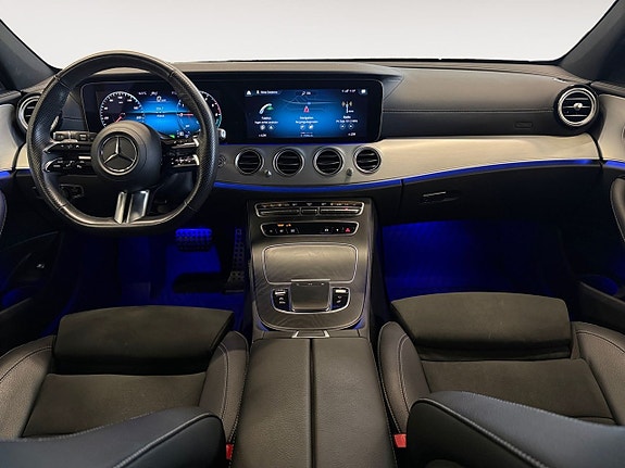 Mercedes-Benz E300 10 of 24