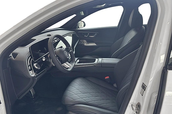 Mercedes-Benz E300 de 6 of 10