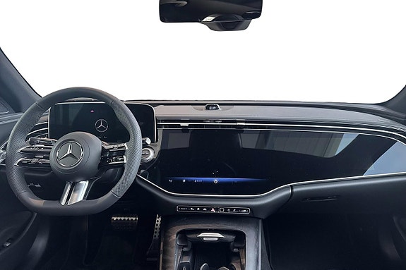 Mercedes-Benz E300 de 7 of 10