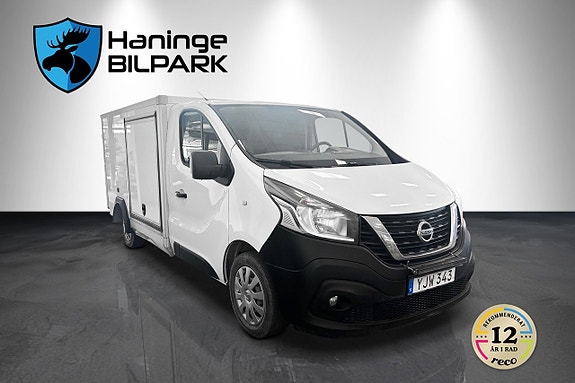 Nissan NV300 5 of 5