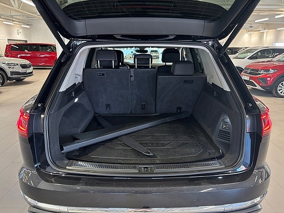 Volkswagen Touareg 15 of 16
