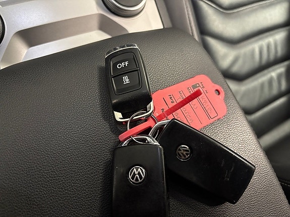 Volkswagen Touareg 14 of 16