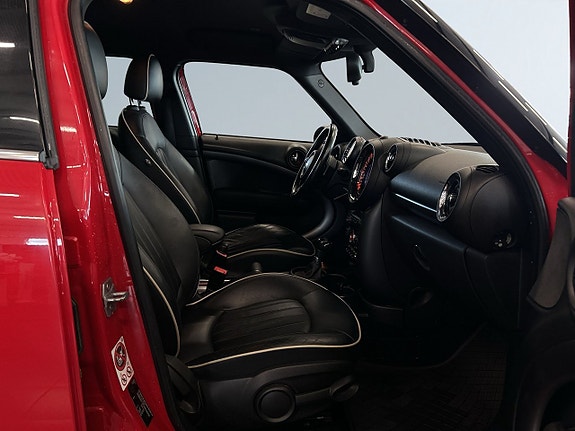 MINI Countryman Cooper S 10 of 16
