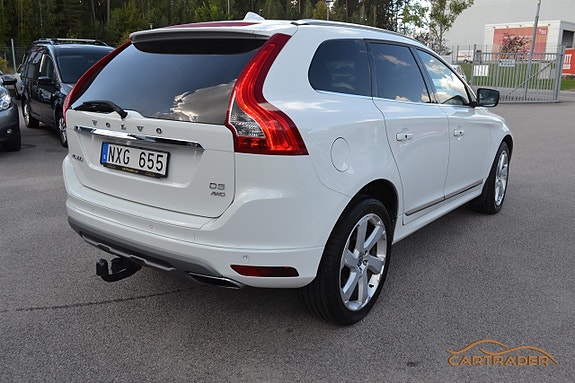 Volvo XC60 8 of 21