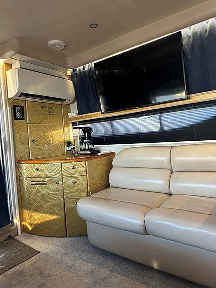 Princess 440 9 of 12